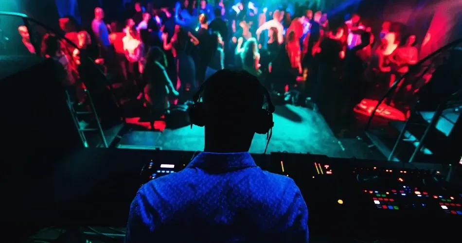 Complete Guide to San Francisco Nightlife: Clubs, Bars & Party Places

